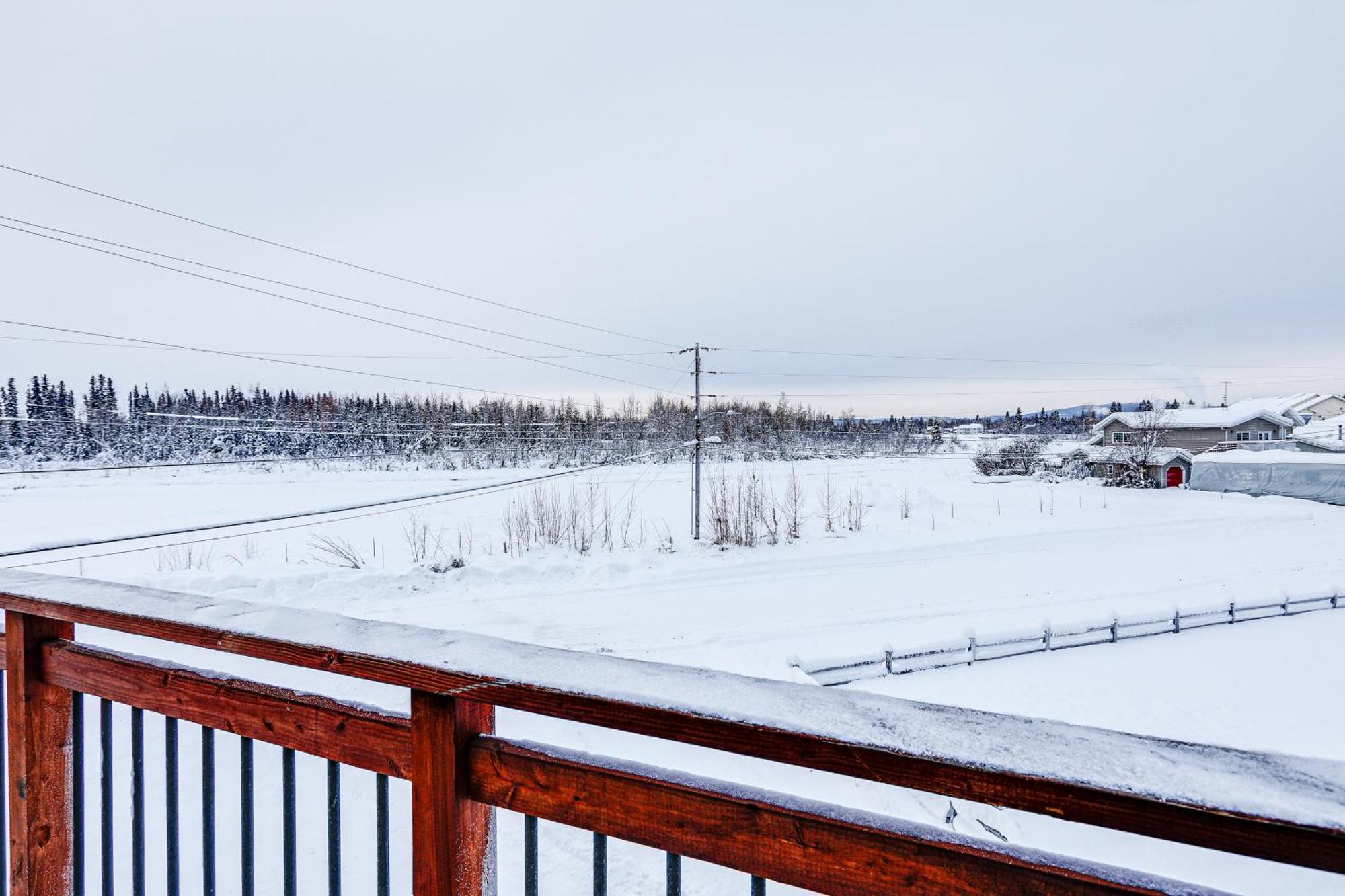 Family-Friendly Fairbanks Home Chena River Access Bagian luar foto