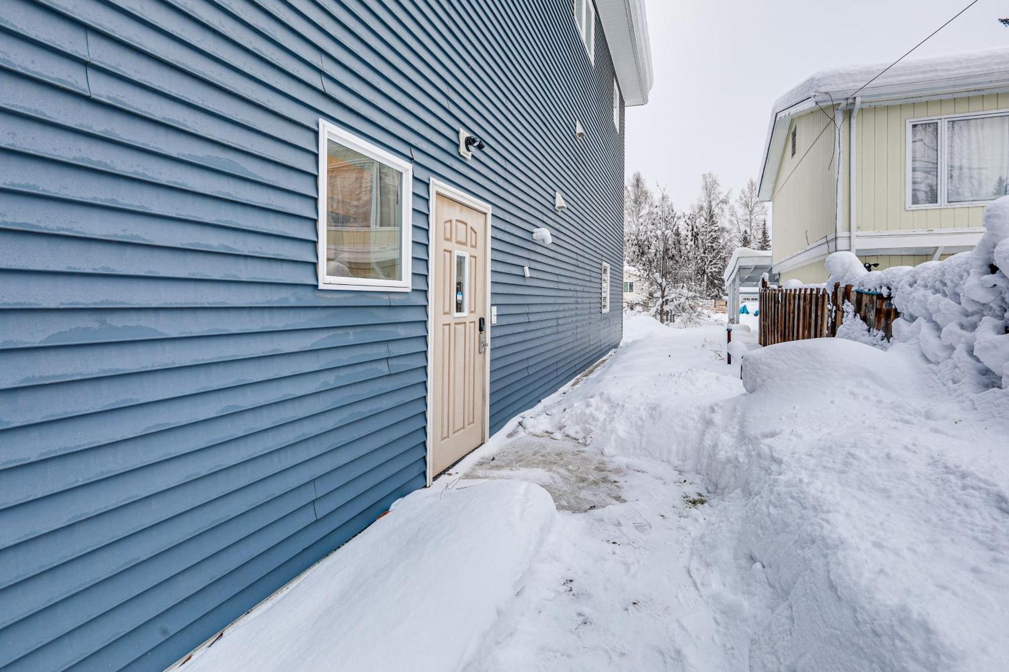 Family-Friendly Fairbanks Home Chena River Access Bagian luar foto